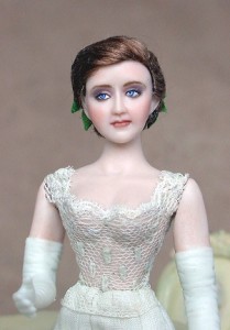 Miniature Doll Laura - Gina Bellous