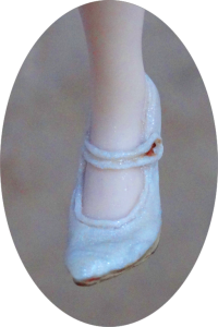 Miniature Doll - Shoe Tutorial - Gina bellous