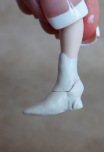 Miniature Doll - Shoe Tutorial - Gina Bellous 13