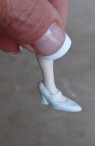 Miniature Doll - Shoe Tutorial - Gina Bellous