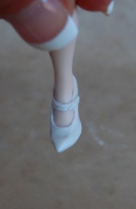 Miniature Doll - Shoe Tutorial - Gina Bellous 25